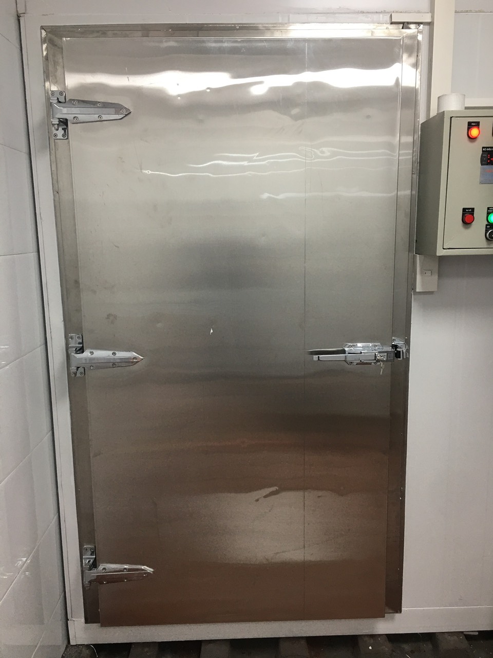 Lắp đặt kho lạnh thịt bò tại Ninh Bình Lắp đặt kho lạnh thịt bò tại Ninh Bình