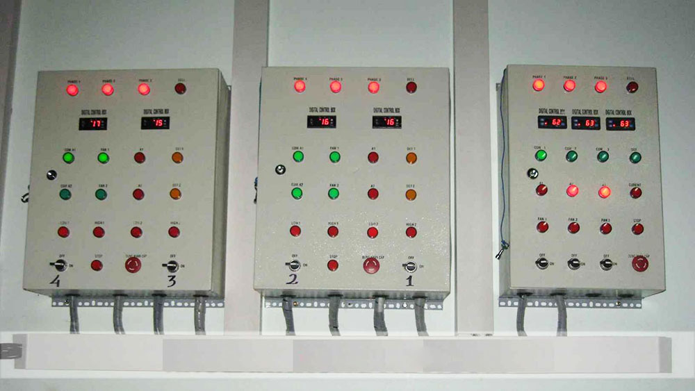  Tủ điều khiển kho lạnh công nghiệp.